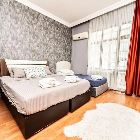 Location-taksim Square Big And Modern Flat 140 アパート